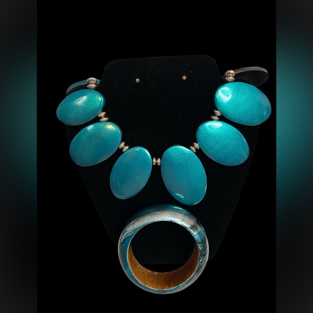 Jewelry Lot: Pre-loved Sets - Picture 2 of 6